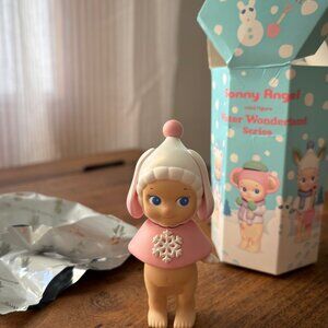 RARE Sonny Angel Winter Wonderland Series Secret Snow Fairy Lop Ear Rabbit